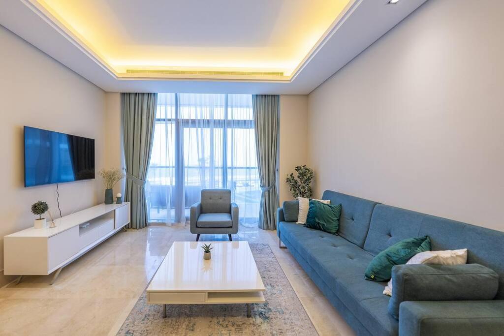 Cozy Beachfront 1 Bedroom - The 8 دبي